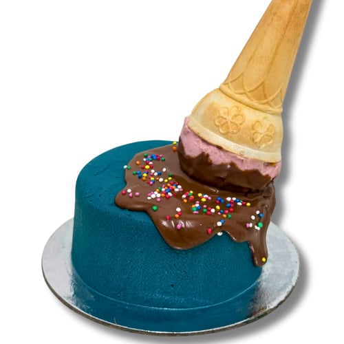 Scoop & Sprinkles Cake